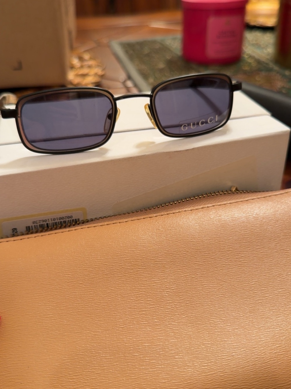 Gucci Black and Gold Rectangular Sunglasses - Picture 4 of 6